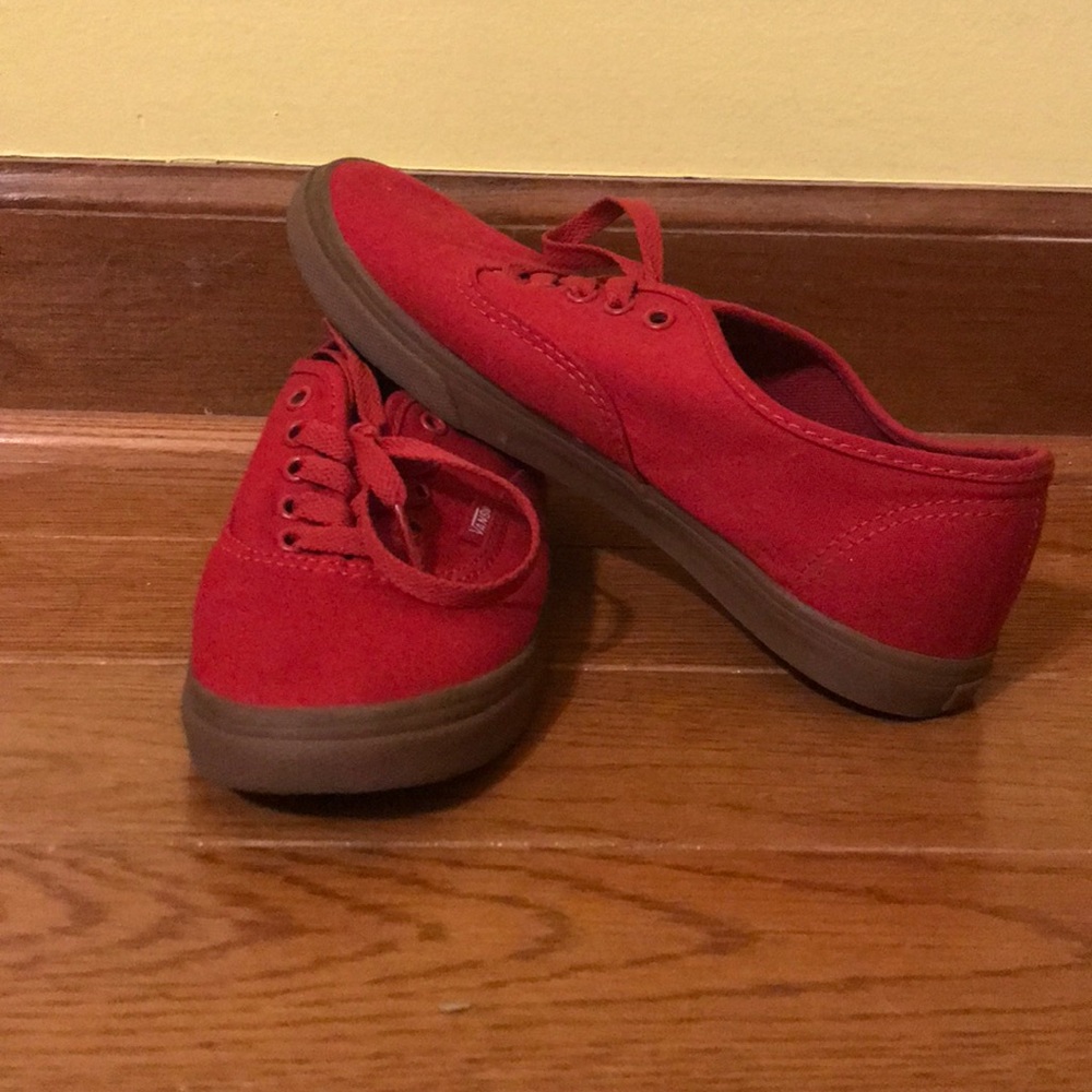 Women’s red vans